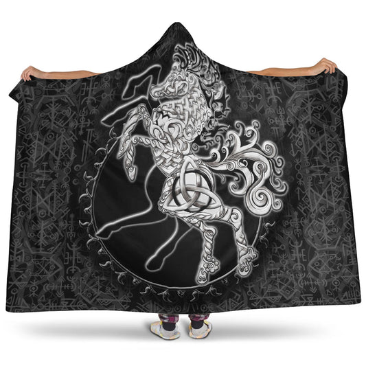 VikingStyle Hooded Blanket - Sleipnir Viking Hooded Blanket A95