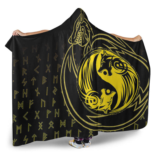 VikingStyle Hooded Blanket - Skoll and Hati Gold Hooded Blanket A94