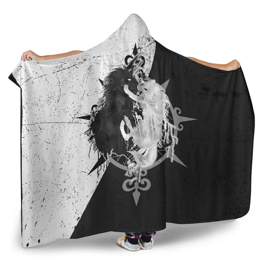 VikingStyle Hooded Blanket - Skoll and Hati Fighter HS Hooded Blanket A35